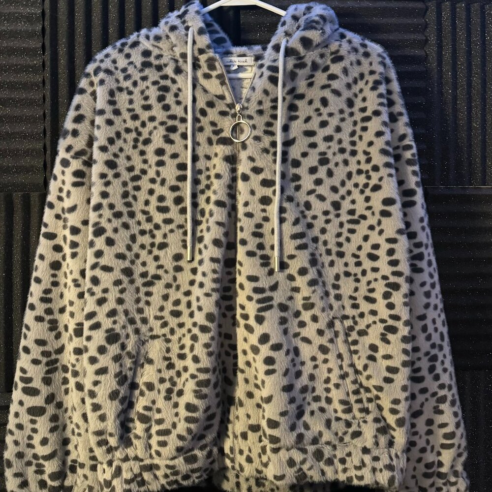 White Birch Women’s Leopard Print Zip Up Hoodie